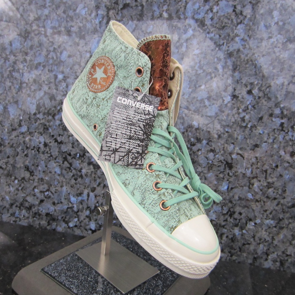 Converse Chuck Taylor 70 Hi-Top (LIMITED EDITION) - Picture 3 of 5